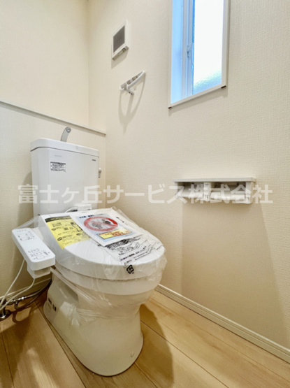 【トイレ】 | 富士宮市淀師 12期 新築一戸建て 4号棟 | 2Fのトイレです