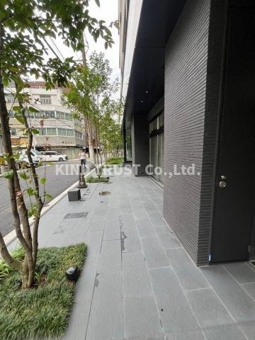 Brillia淀屋橋の駐車場|車をお持ちの方に嬉しい駐車場付きの物件です