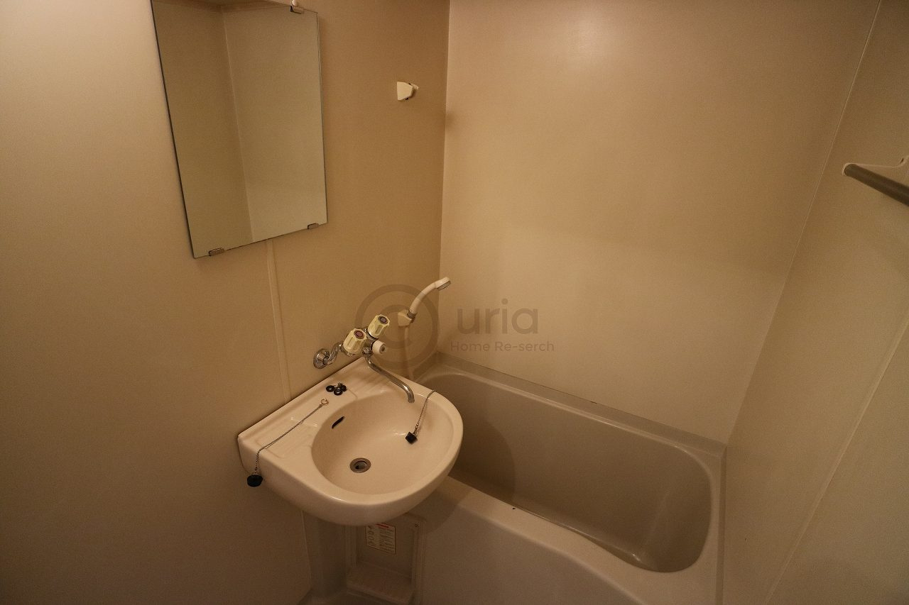 ヴィヴァント青木の浴室