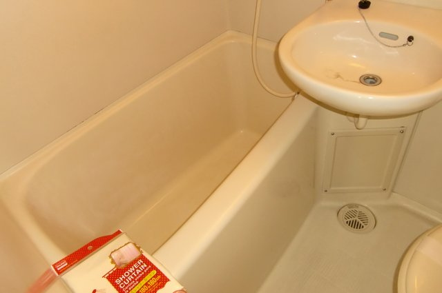 ハイツ16の浴室