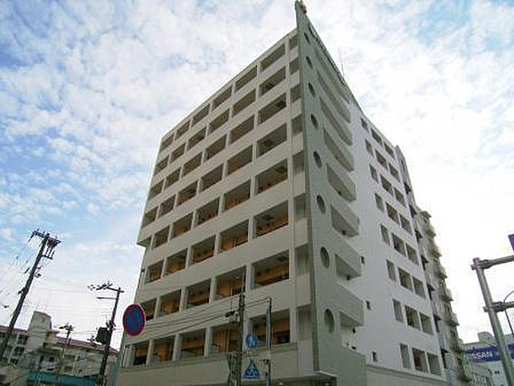 インベスト神戸エアフロントの外観