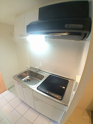 インベスト神戸エアフロントのキッチン