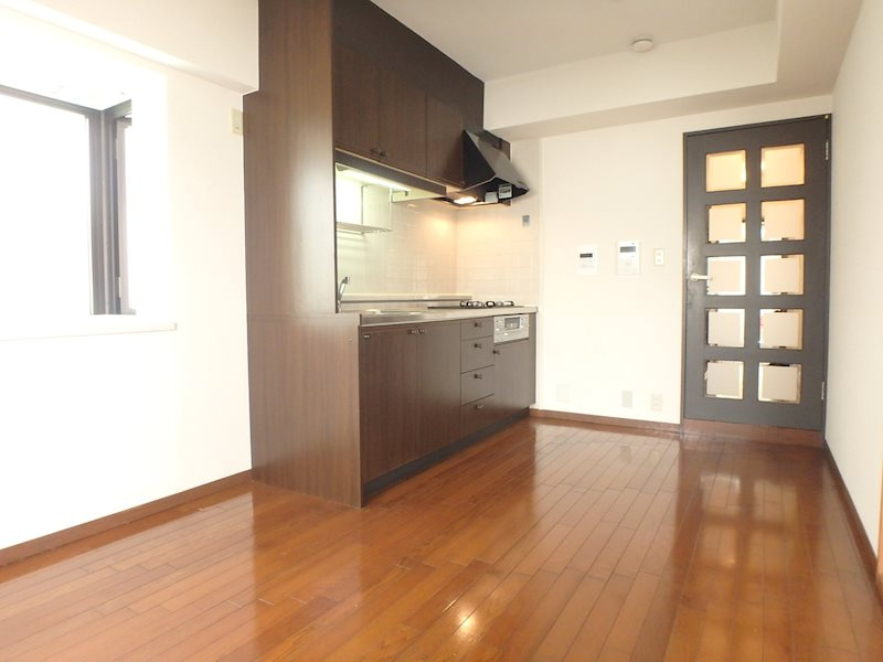 ＨＡＣＨＩＢＵＳＥ六甲の居間・リビング