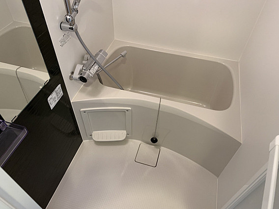 ファーストフィオーレ三宮イーストの浴室