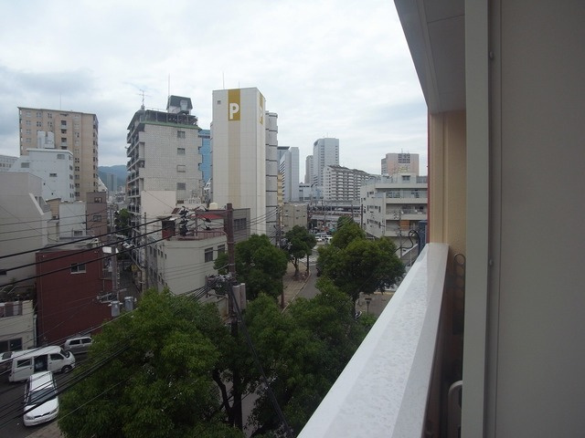 シュープリームのバルコニー