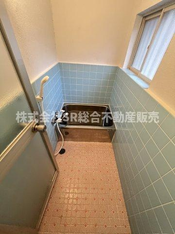 寝屋川市大成町中古戸建の浴室|日々の暮らしに欠かせないお風呂です