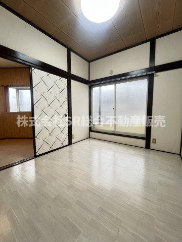 寝屋川市大成町中古戸建の寝室|使い勝手のいい寝室です