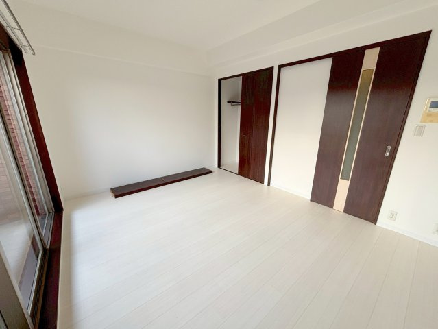 GROOVE西三国の洋室