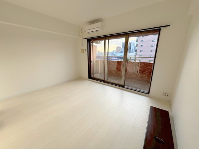 GROOVE西三国の内装