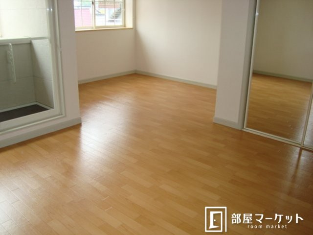 【居間・リビング】 | クレストール | 同型タイプ