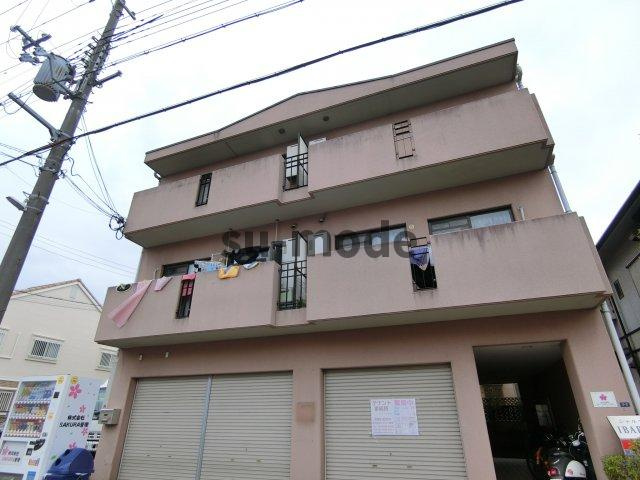 シャルマンイバラキの外観