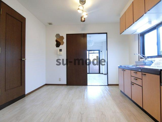 シャルマンイバラキの居間・リビング