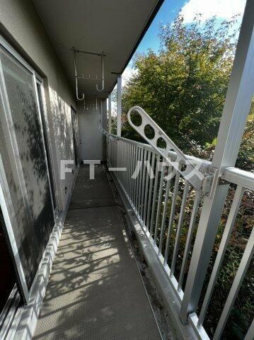 検見川アートホームズ１０号棟のバルコニー