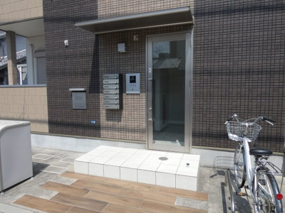 【エントランス】 | ファミリエ Nagoya
