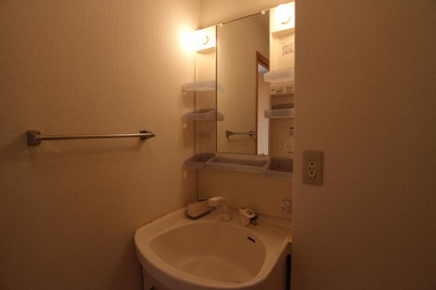 【独立洗面台】 | ディアコート西明石 | 洗髪洗面化粧台