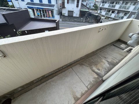 ハイツ神田のバルコニー