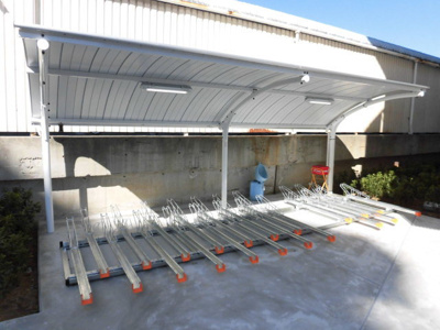 【その他共用部分】 | メゾンアイカワ | 屋根付き駐輪場です