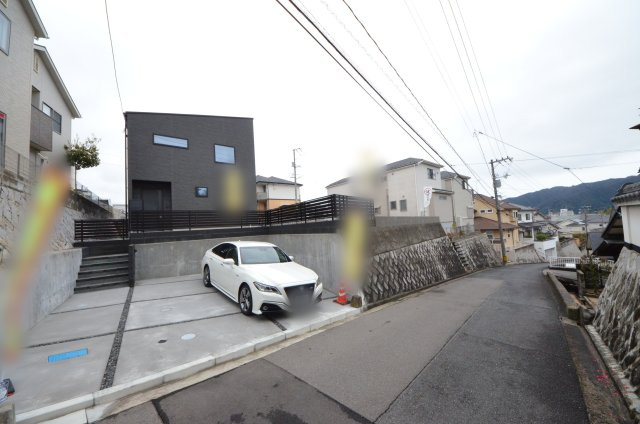 宮島口上一丁目の前面道路含む現地写真