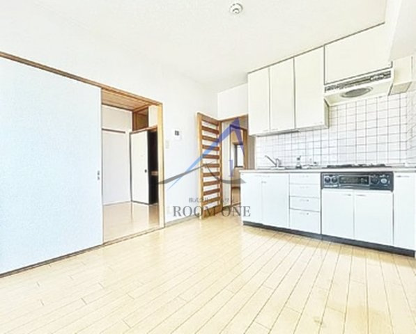 ガーデンコート大泉学園の居間・リビング|洋室のお部屋です。