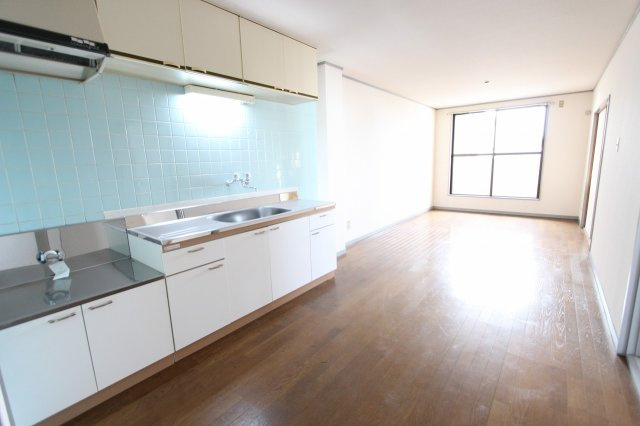 ヘルメス成瀬の居間・リビング|LDKエアコン完備となります！