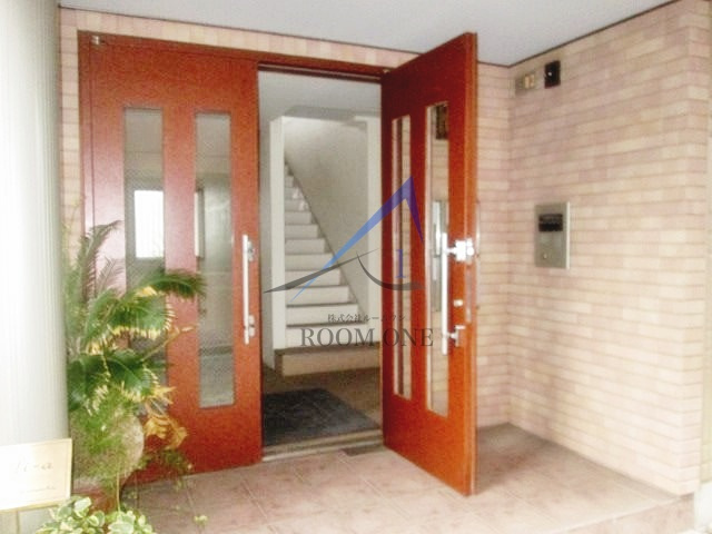 フィリアのエントランス|エントランスです。