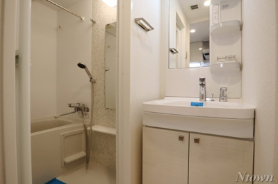 【洗面所】 | エスリード新栄テセラ | 脱衣スペースもあります