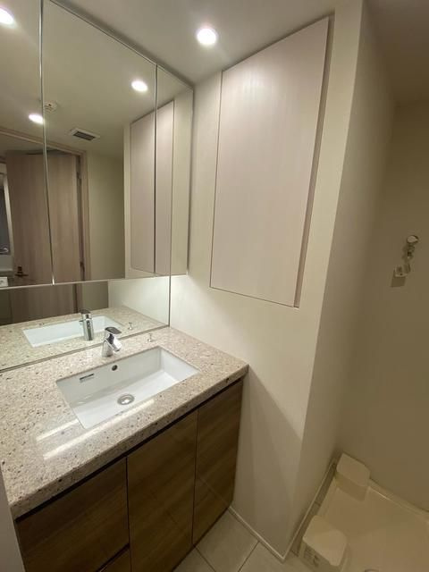 オープンレジデンシア下北沢コートの洗面所