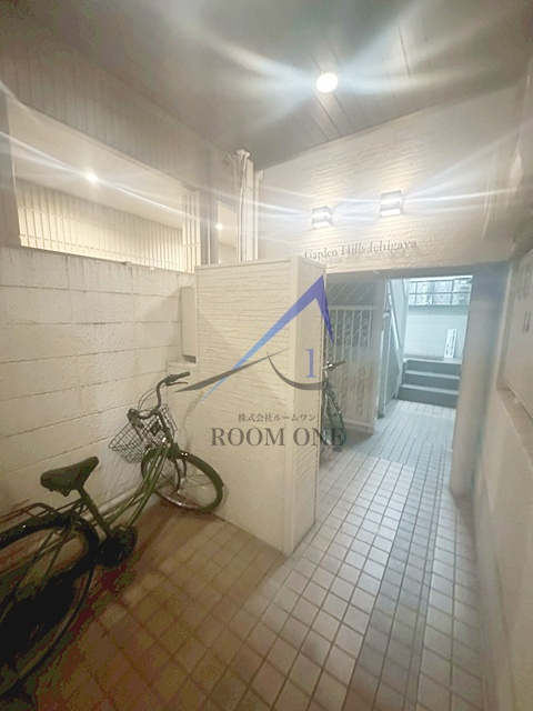 ガーデンヒルズ市ヶ谷のエントランス|エントランスです。