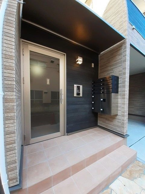 プロムナード町屋のエントランス