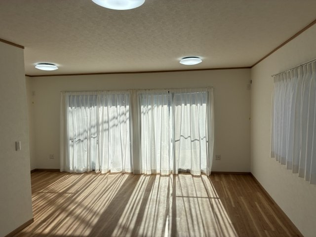 大野台３丁目　戸建の居間・リビング