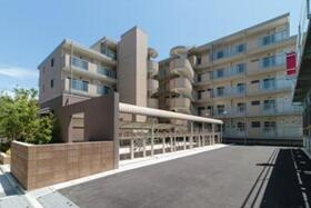 コートブリーズ船橋中山のエントランス