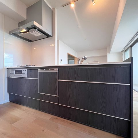 【キッチン】 | ヒューマインド南福岡かえで通り | お料理をしながら会話を楽しめるカウンターキッチンです