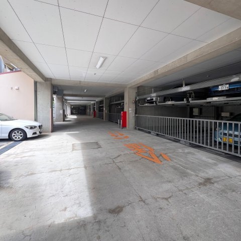 【駐車場】 | リベーラガーデンE棟 | 駐車場は現在機械式のみ空きがあります。サイズ等詳細はお問合せください