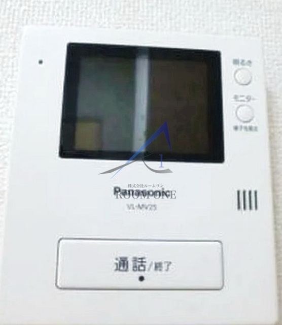 ミキハウスのセキュリティ|モニター付きインターホンです。