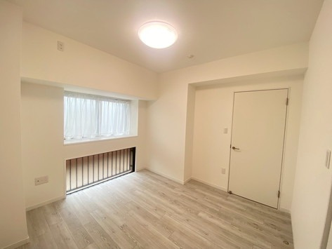 【洋室】 | ユートピア天拝 | こちらのお部屋は大容量のウォークインクローゼットが備わっています