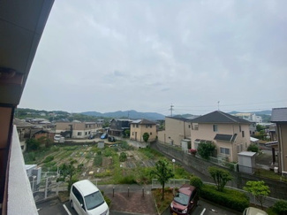 【展望】 | 前面はさえぎる高層ビルもなく、美しい青空の眺望が広がります