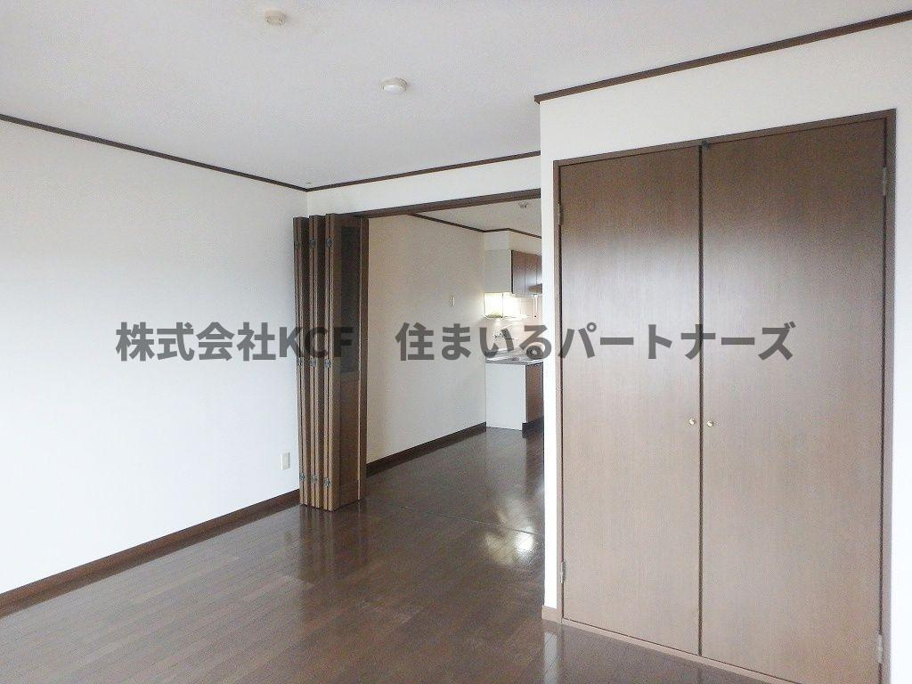 クラウンVの収納|こまごまとしたものを収納できそうですね