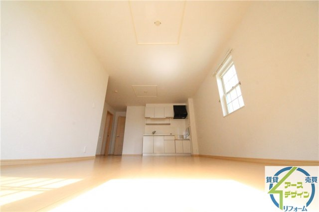 ソレイユ土山Ⅰの居間・リビング|※類似部屋