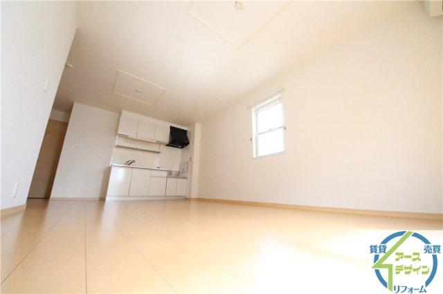 ソレイユ土山Ⅰの居間・リビング|※類似写真