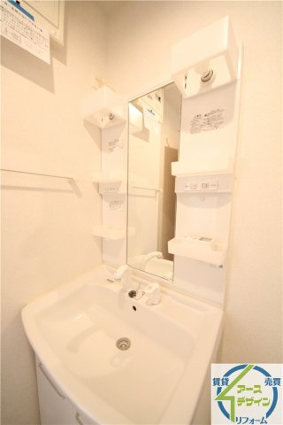 ソレイユ土山Ⅰの独立洗面台|※類似写真