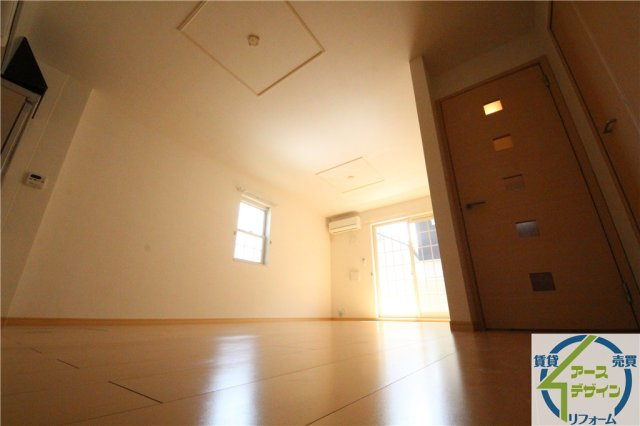 ソレイユ土山Ⅰの居間・リビング|※類似写真