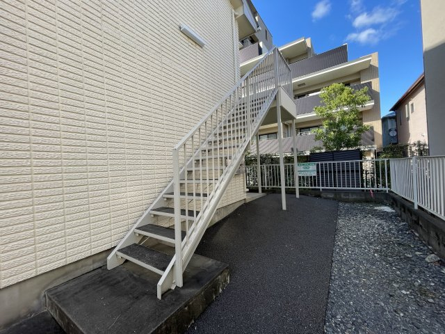 さいたま市南区鹿手袋２丁目のアパートのエントランス|建物の内部です