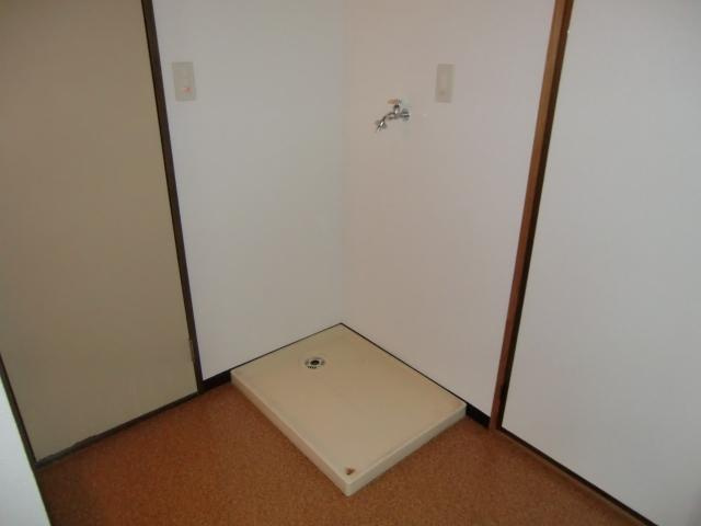 さいたま市南区鹿手袋２丁目のアパートの設備|室内洗濯機置場