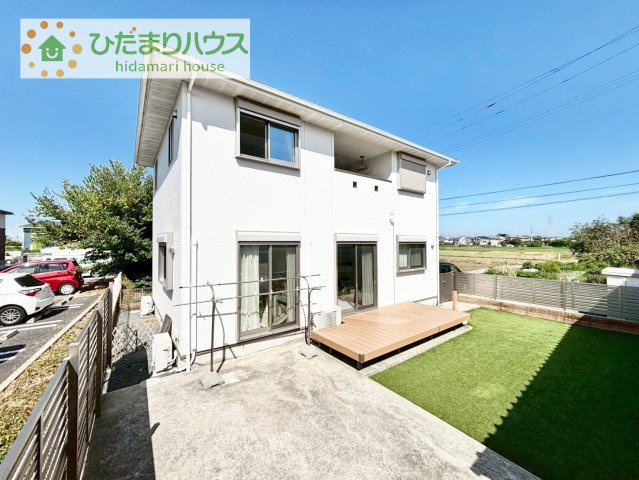 【外観】 | 取手市谷中　中古戸建 | 白を基調とした明るい印象を受ける外観です！