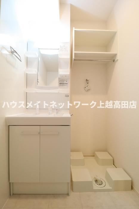 ラグナタウン西城 Ａの独立洗面台|洗髪洗面台