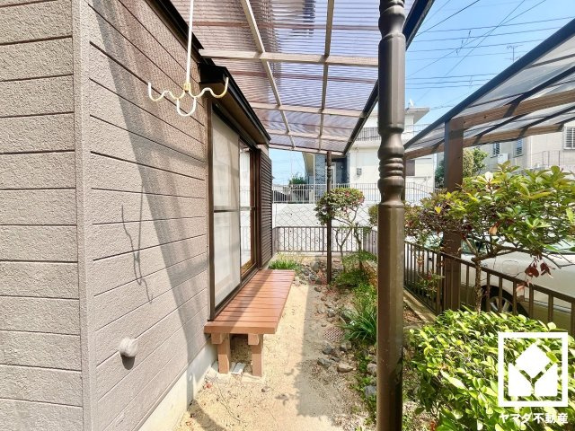 八幡市男山指月の庭