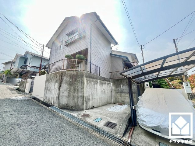 八幡市男山指月の前面道路含む現地写真