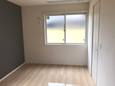 【その他】 | プレミアム参番館 | 107　洋室