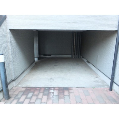 【その他】 | カーサ・インペリアル | 駐車場付