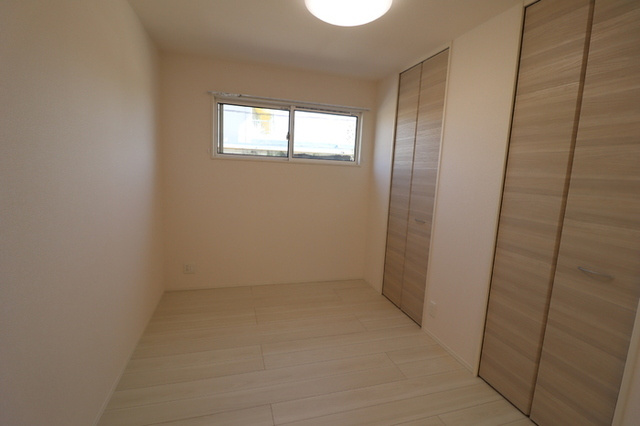 D-ROOM台新田町のその他|洋室